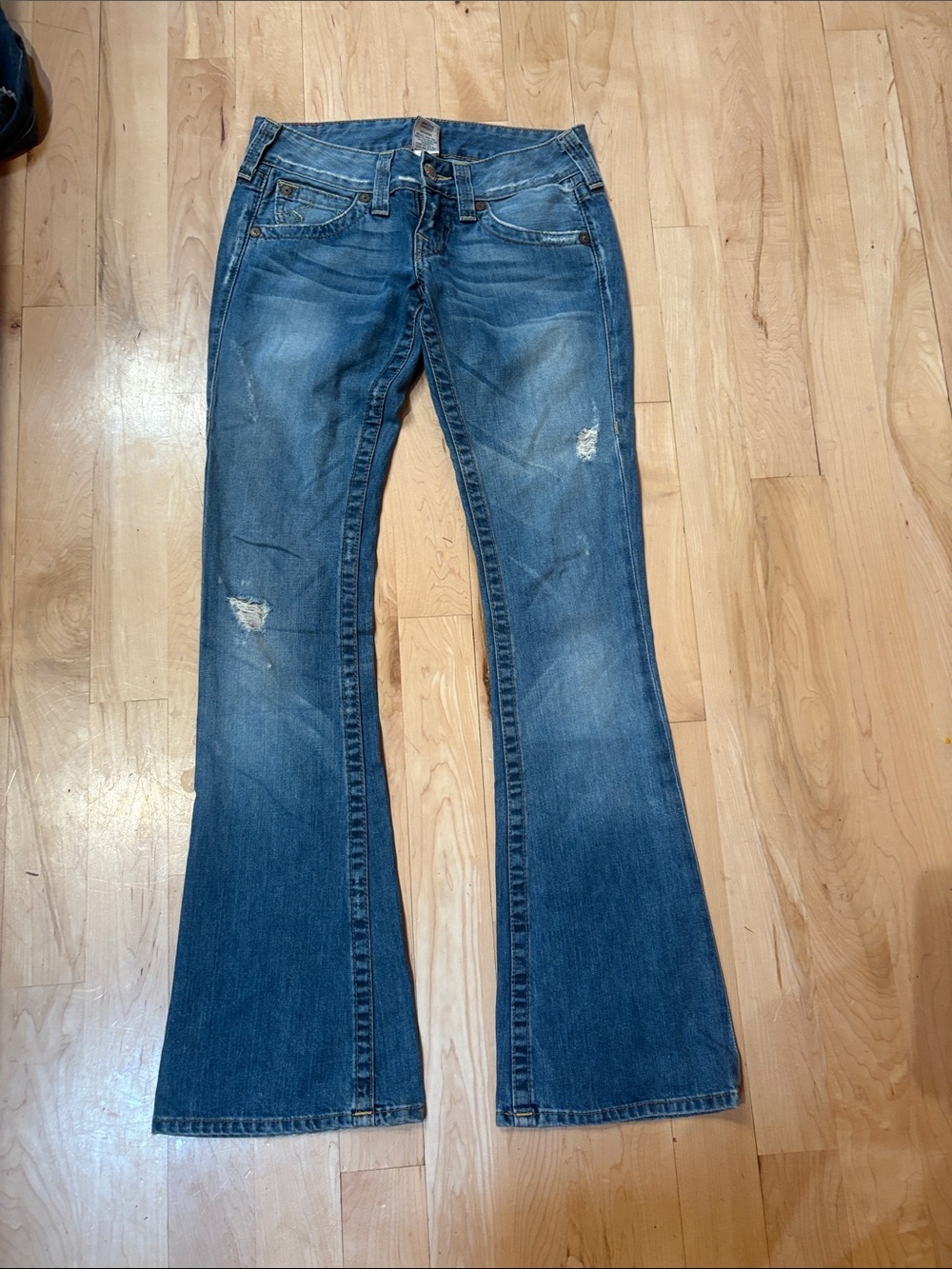 True Religion low Rise  Bobby 26/32 Blue Flare